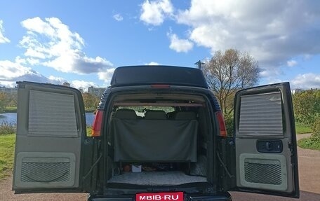 Chevrolet Express II, 2000 год, 1 280 000 рублей, 24 фотография