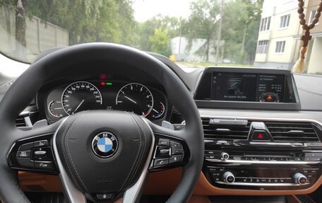 BMW 5 серия, 2018 год, 3 266 000 рублей, 9 фотография