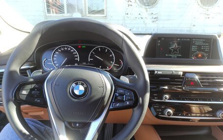 BMW 5 серия, 2018 год, 3 266 000 рублей, 18 фотография