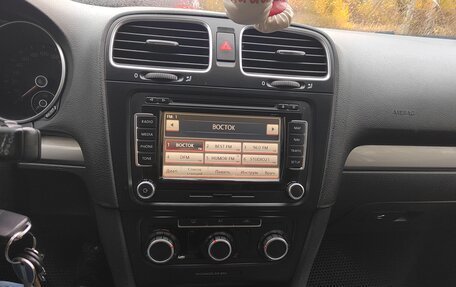 Volkswagen Golf VI, 2010 год, 750 000 рублей, 26 фотография