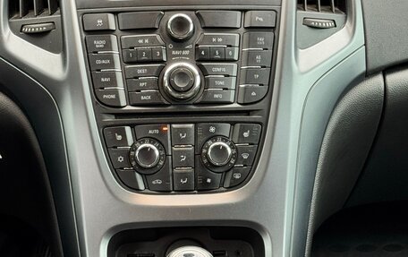 Opel Astra J, 2012 год, 590 000 рублей, 11 фотография