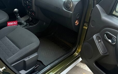 Renault Duster I рестайлинг, 2017 год, 899 000 рублей, 18 фотография