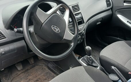 Hyundai Solaris II рестайлинг, 2014 год, 610 000 рублей, 4 фотография