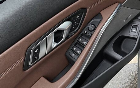BMW 3 серия, 2021 год, 4 390 000 рублей, 15 фотография