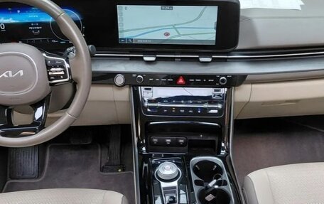 KIA Carnival, 2022 год, 7 393 848 рублей, 6 фотография