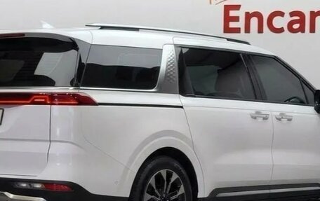 KIA Carnival, 2022 год, 7 393 848 рублей, 3 фотография