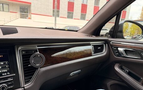 Porsche Macan I рестайлинг, 2014 год, 2 250 000 рублей, 26 фотография