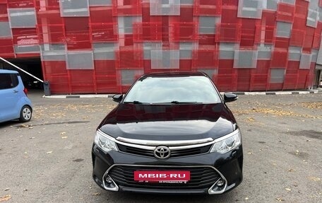 Toyota Camry, 2016 год, 1 980 000 рублей, 2 фотография