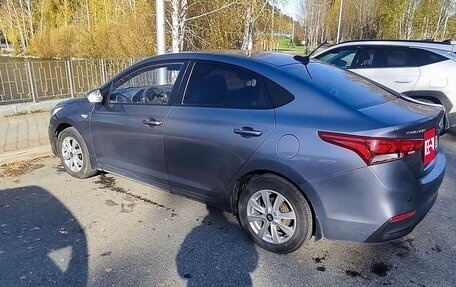 Hyundai Solaris II рестайлинг, 2017 год, 1 100 000 рублей, 3 фотография