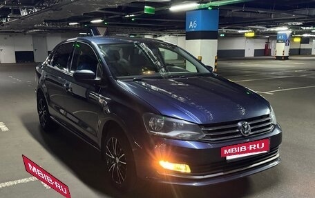Volkswagen Polo VI (EU Market), 2016 год, 990 000 рублей, 3 фотография