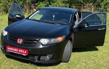 Honda Accord VIII рестайлинг, 2008 год, 1 100 000 рублей, 8 фотография