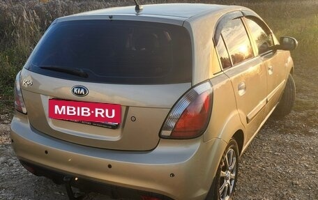 KIA Rio II, 2009 год, 650 000 рублей, 15 фотография
