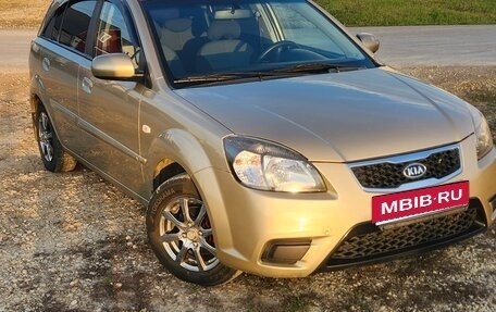 KIA Rio II, 2009 год, 650 000 рублей, 12 фотография