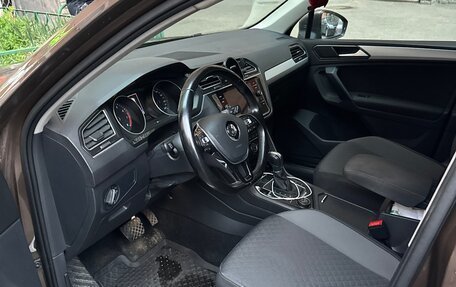 Volkswagen Tiguan II, 2017 год, 2 350 000 рублей, 4 фотография