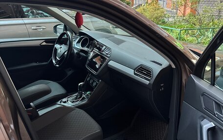 Volkswagen Tiguan II, 2017 год, 2 350 000 рублей, 5 фотография
