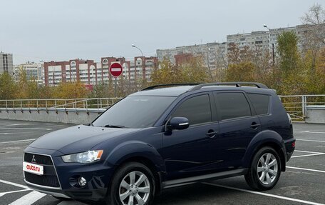Mitsubishi Outlander III рестайлинг 3, 2011 год, 1 125 000 рублей, 2 фотография