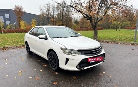 Toyota Camry, 2016 год, 1 465 000 рублей, 3 фотография