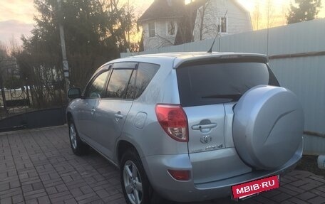 Toyota RAV4, 2007 год, 1 170 000 рублей, 4 фотография