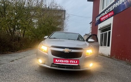 Chevrolet Cruze II, 2011 год, 580 000 рублей, 6 фотография