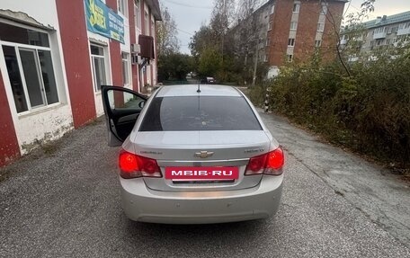Chevrolet Cruze II, 2011 год, 580 000 рублей, 4 фотография