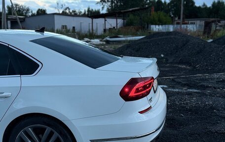 Volkswagen Passat B8 рестайлинг, 2017 год, 1 650 000 рублей, 3 фотография