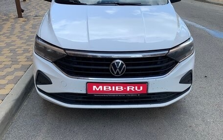 Volkswagen Polo VI (EU Market), 2021 год, 1 500 000 рублей, 1 фотография