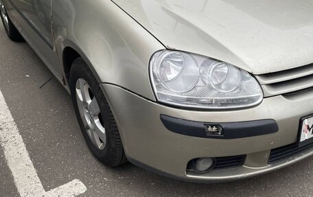 Volkswagen Golf V, 2005 год, 550 000 рублей, 1 фотография