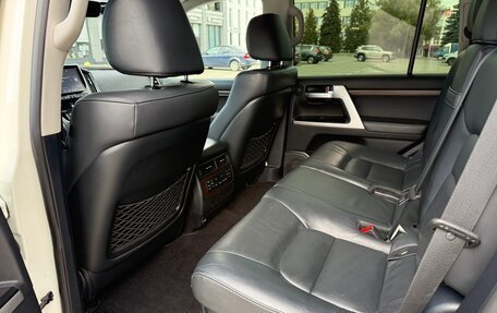 Toyota Land Cruiser 200, 2015 год, 5 250 000 рублей, 16 фотография