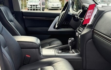 Toyota Land Cruiser 200, 2015 год, 5 250 000 рублей, 23 фотография