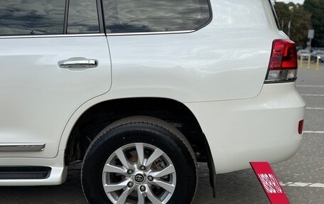 Toyota Land Cruiser 200, 2015 год, 5 250 000 рублей, 10 фотография