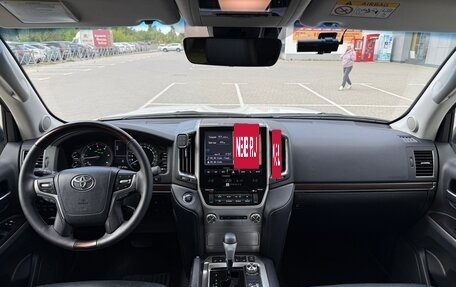 Toyota Land Cruiser 200, 2015 год, 5 250 000 рублей, 18 фотография