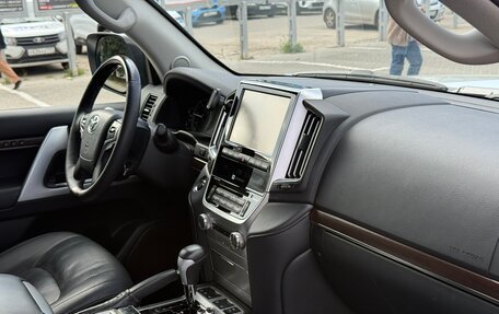 Toyota Land Cruiser 200, 2015 год, 5 250 000 рублей, 24 фотография
