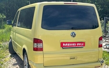 Volkswagen Multivan T5, 2006 год, 800 000 рублей, 6 фотография
