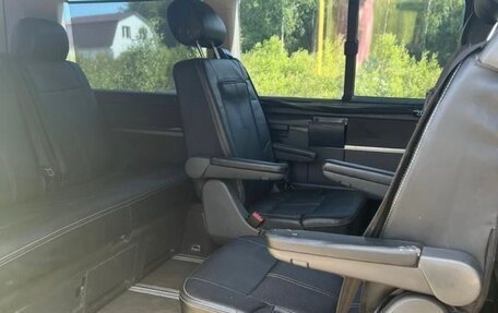 Volkswagen Multivan T5, 2006 год, 800 000 рублей, 12 фотография