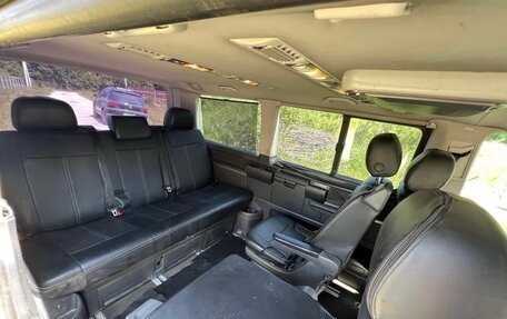 Volkswagen Multivan T5, 2006 год, 800 000 рублей, 17 фотография