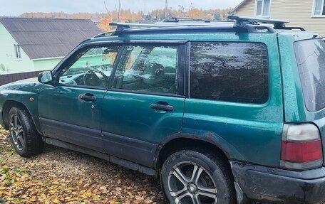 Subaru Forester, 1997 год, 370 000 рублей, 2 фотография