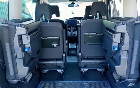 Nissan Serena IV, 2019 год, 2 400 000 рублей, 21 фотография