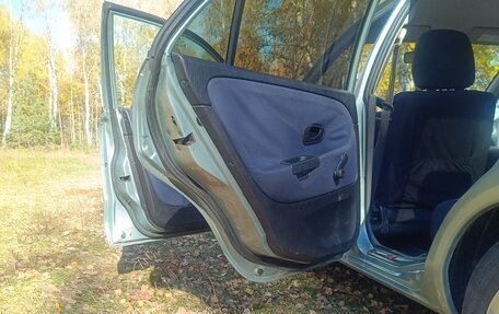 Mitsubishi Carisma I, 2003 год, 260 000 рублей, 11 фотография