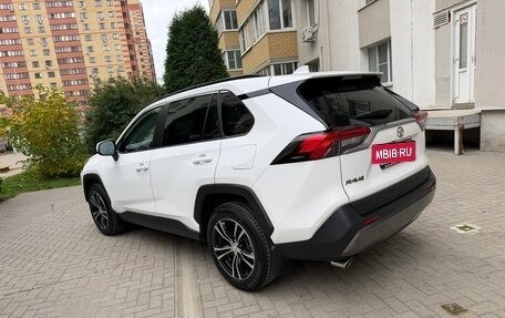 Toyota RAV4, 2022 год, 3 350 000 рублей, 4 фотография