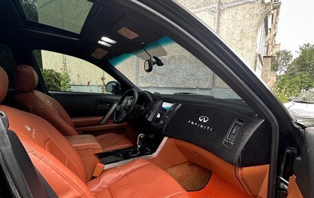 Infiniti FX I, 2004 год, 720 000 рублей, 5 фотография