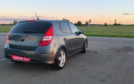 Hyundai i30 I, 2010 год, 650 000 рублей, 2 фотография