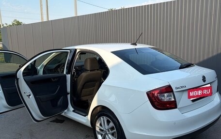Skoda Rapid I, 2017 год, 1 400 000 рублей, 6 фотография