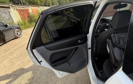 Ford Focus II рестайлинг, 2009 год, 800 000 рублей, 3 фотография