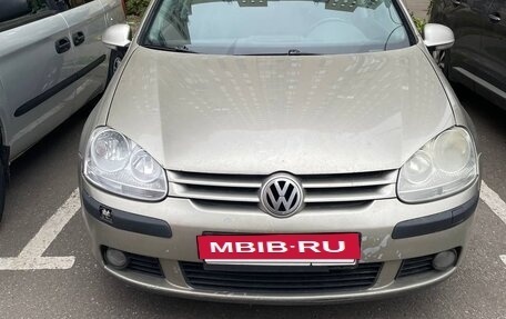 Volkswagen Golf V, 2005 год, 550 000 рублей, 3 фотография