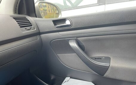 Volkswagen Golf V, 2005 год, 550 000 рублей, 23 фотография
