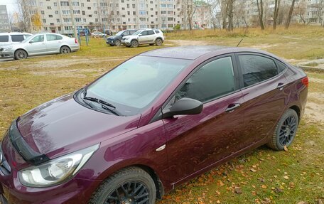 Hyundai Solaris II рестайлинг, 2014 год, 600 000 рублей, 3 фотография
