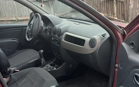 Renault Sandero I, 2014 год, 349 000 рублей, 2 фотография
