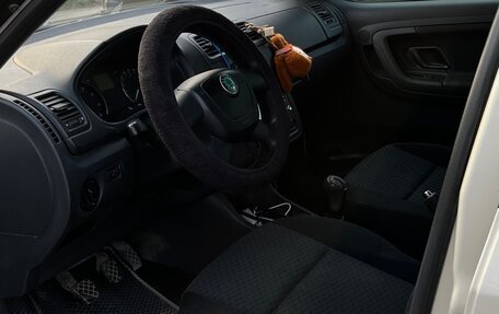Skoda Fabia II, 2011 год, 410 000 рублей, 8 фотография