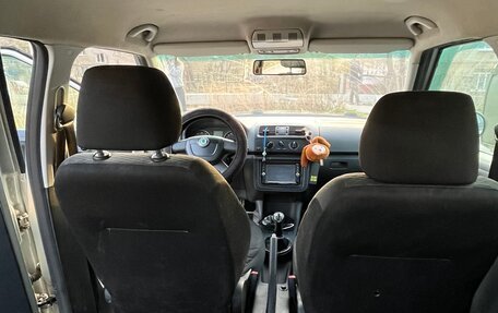 Skoda Fabia II, 2011 год, 410 000 рублей, 5 фотография