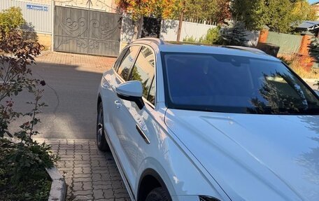 Volkswagen Touareg III, 2022 год, 7 100 000 рублей, 2 фотография